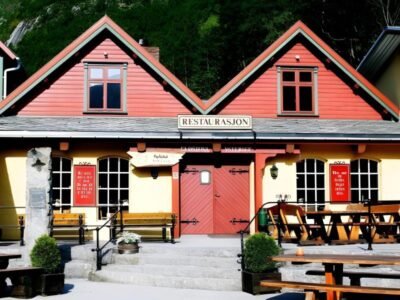 Byrkjedalstunet Hotell