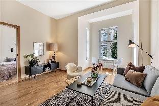 II. Quiet, cozy, good standard & best location