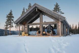 Ski centre, sauna, hot tub