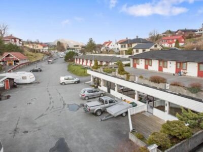 Midttun Motell & Camping AS