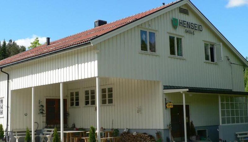 Henseid Skole
