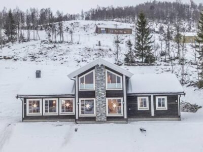 Rolfhytta – Fosskamben 19