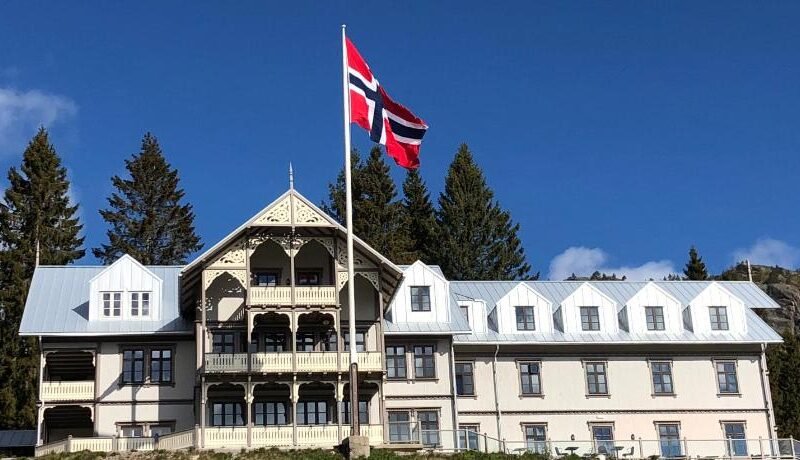 Hotell Eikerapen Gjestegard Aseral