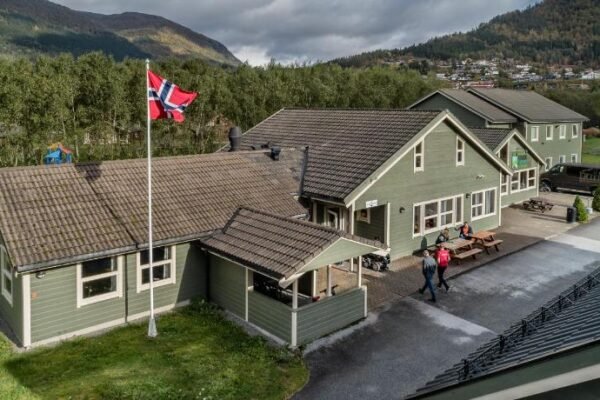 Førde Gjestehus og Camping