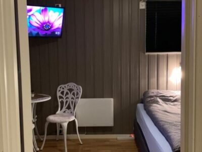 Cozy & private room in the middle of Lofoten