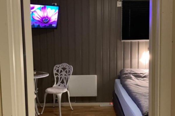 Cozy & private room in the middle of Lofoten