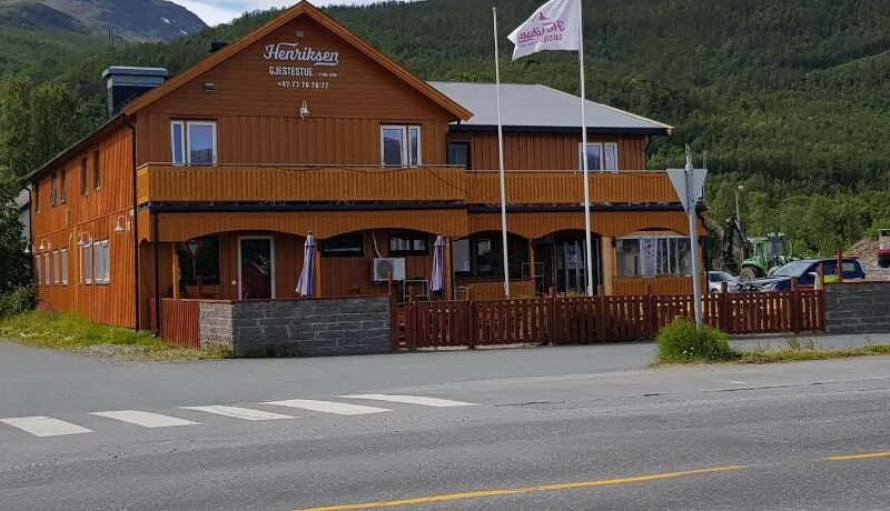 Henriksen Gjestestue