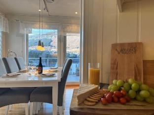 Panoramic view of mountains/rivers. Middel of Voss