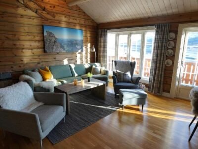 Lake View Apartment 2 bedrooms and loft