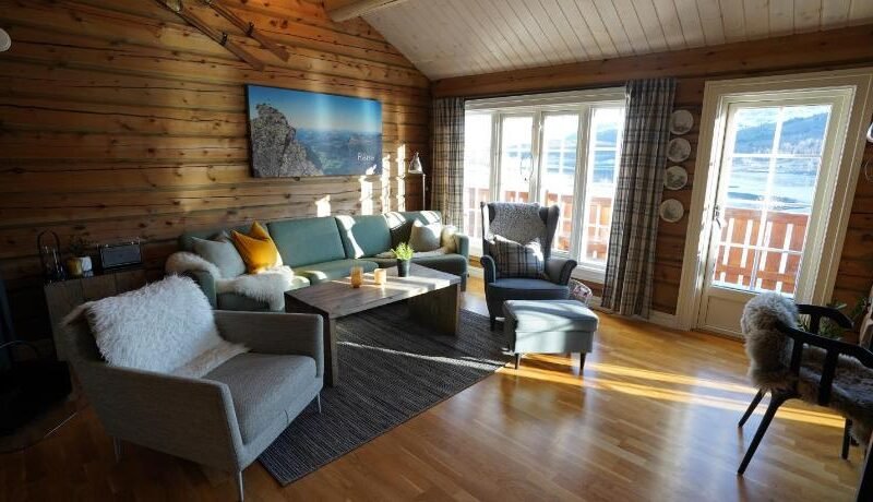 Lake View Apartment 2 bedrooms and loft