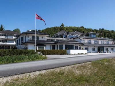 Aursnes Hotell