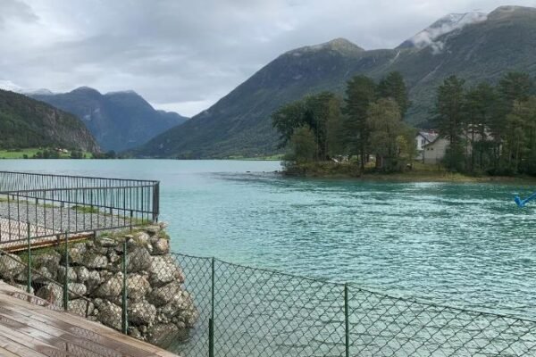 Stryn Crystal Apartments – Waterfront Apartment