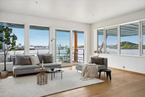 Elegant Oslo Apartment with Fjord Views