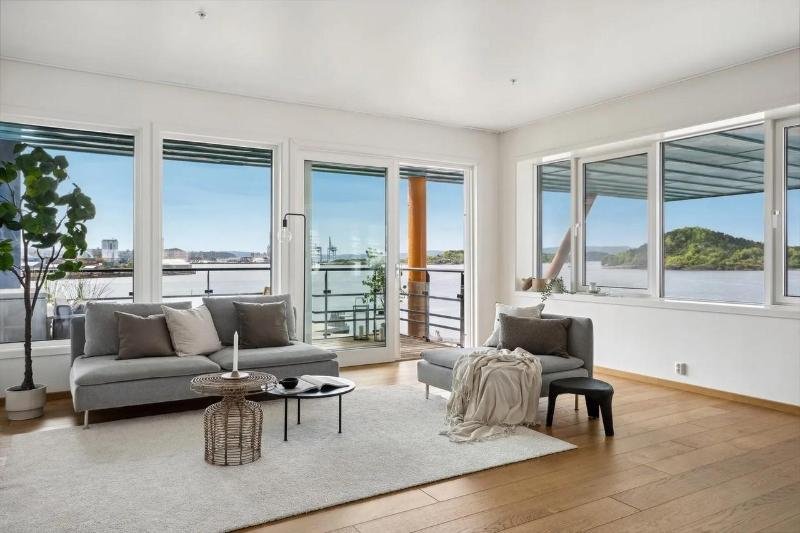 Elegant Oslo Apartment with Fjord Views