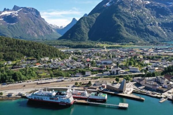 Andalsnes Sentrum 1-room Apartment