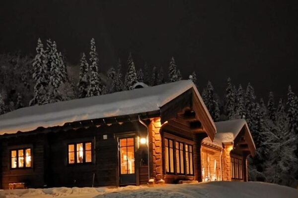 Liaplassen Timber Lodge