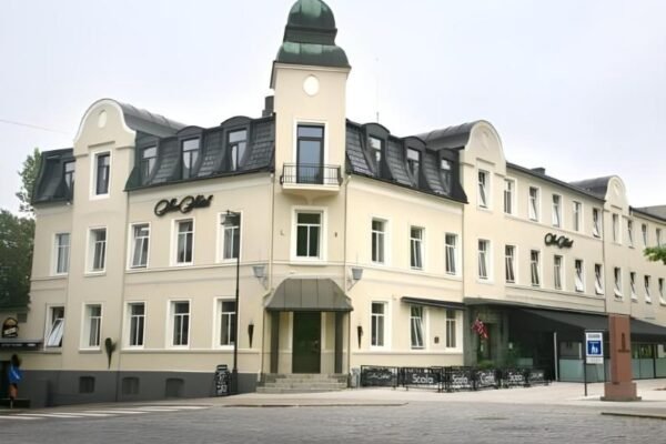 Moss Hotel & Apartments