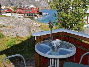person holiday home in Henningsvaer-By Traum