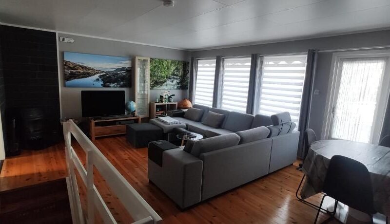 Sleeps 8 – 3 Bedrooms