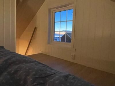 Lofoten_Beach_Eggum_Cabin