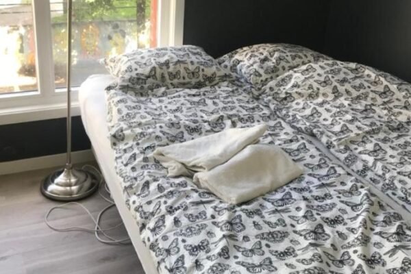 privateroomintheapartment