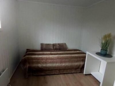 Aurora rooms in shared apartment nr2 We are doing privet Northen lights trips, reindeer trip and Fjo