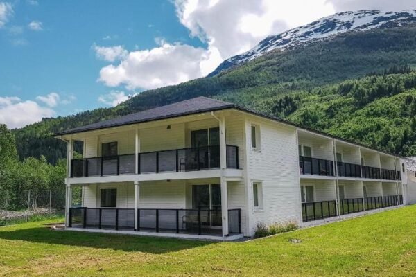Loen Apartments