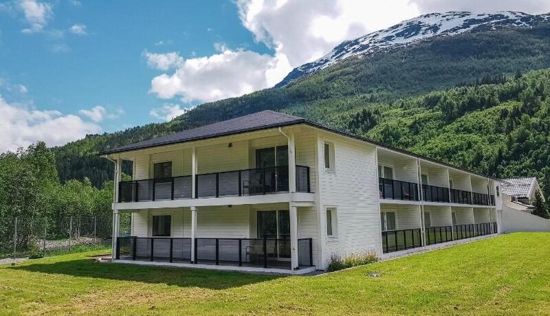 Loen Apartments