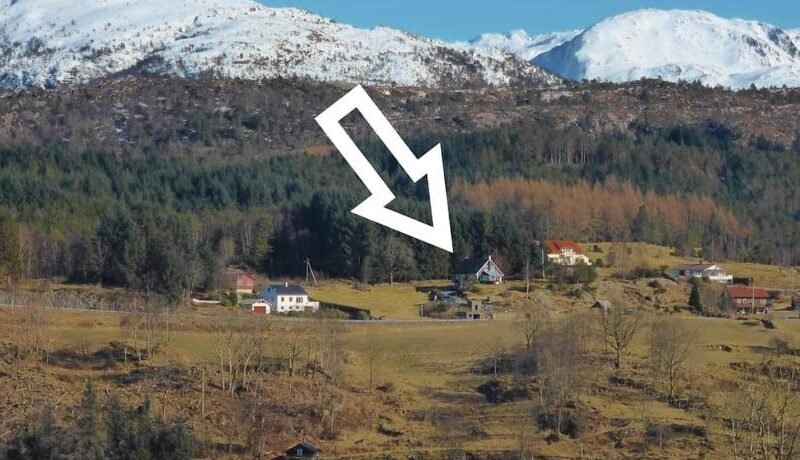 Small Basement Apartment Private Entrance Nice View