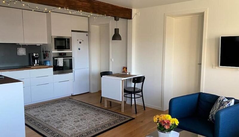 Cosy apartment near Cable car and The Arctic Cathedral