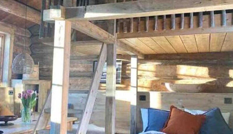 Sauefjøset – Idyllisk gardstun fra 1800-tallet