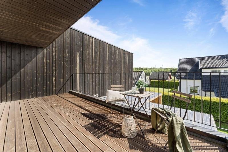 New and modern entire rental unit in s and Ski Norway