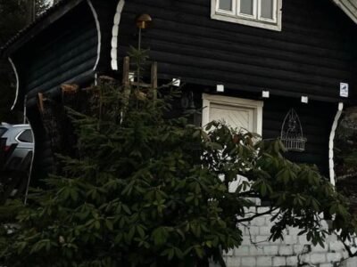 Stabbur Steinbekken, back to basic primitive overnight, no shower, shared toilet