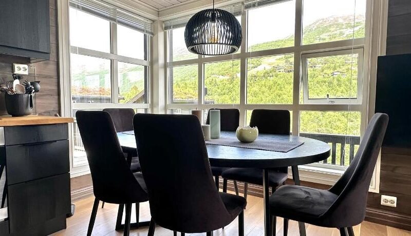 Lovise Mountain Apartment