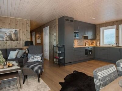 Bualie – Golsfjellet – Biking, swimmming, hiking. High standard.