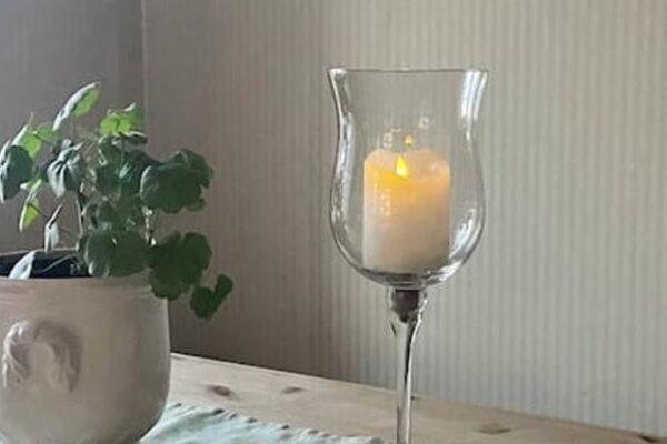 Koselig gammelt hus pa gard