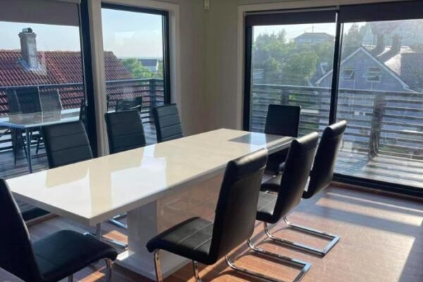 Nautnes Seaside Villa