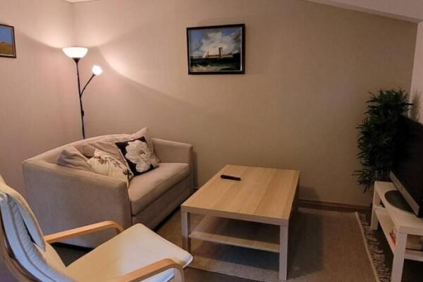 Cosy flat with 180cm wide very comfortable bed