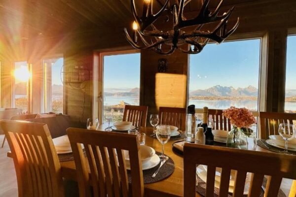 Lofotenholidays, Luxury cabin with panoramic view