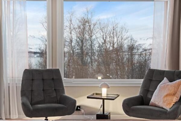 Enter Tromsø – The Mountain View