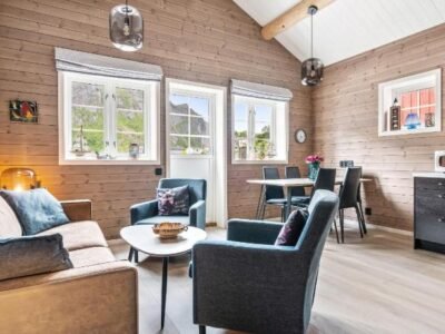 Reine Rorbu, Amaliebua