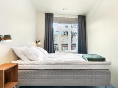 Central Guest House – Bedroom with private Bathroom