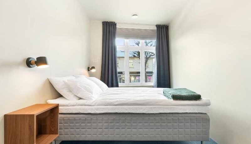 Central Guest House – Bedroom with private Bathroom