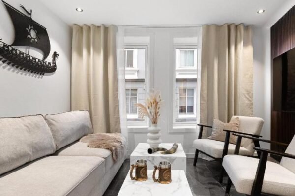 Renovated 2024 – Viking inspired – Behind bryggen