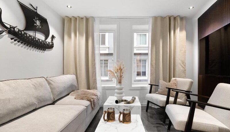 Renovated 2024 – Viking inspired – Behind bryggen