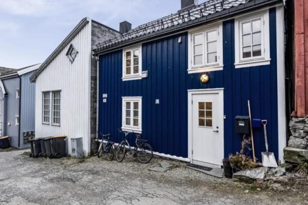 Tidligere stall omgjort til koselig hjem i sentrum