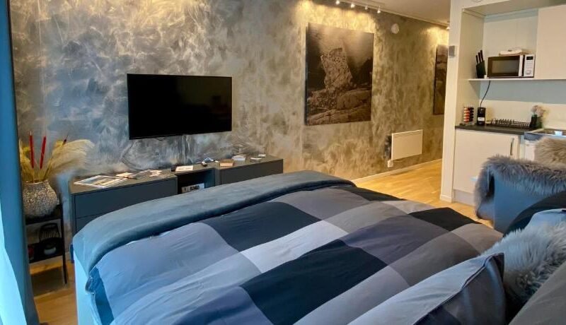 Experience a Cozy Getaway Near Pulpit Rock-A unit