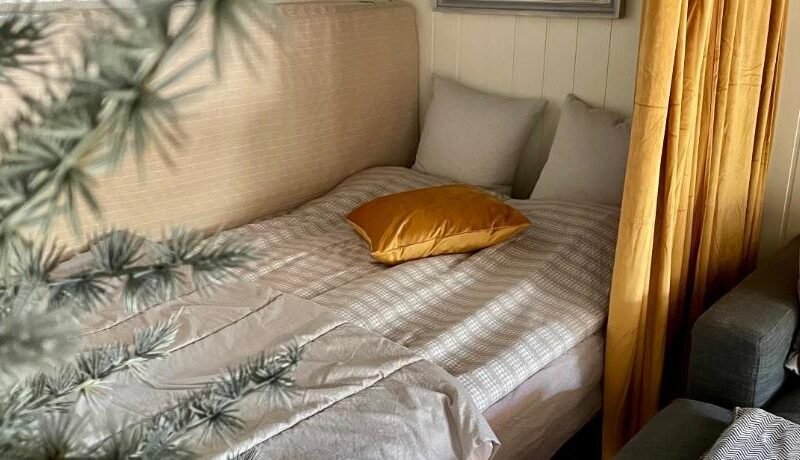 Primitive basement room, no shower, shared toilet