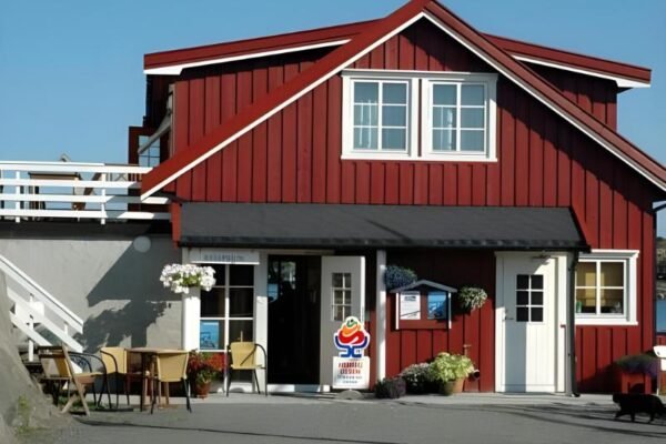 Henningsvær Rorbuer