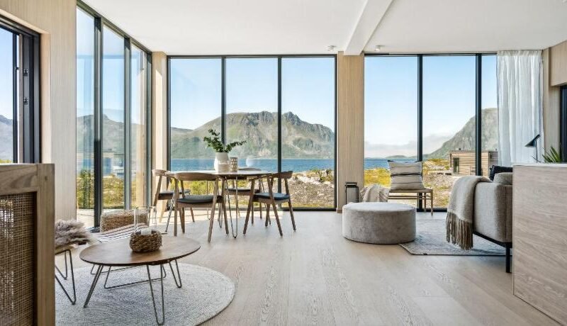 Designhytte med jacuzzi sentralt i Lofoten
